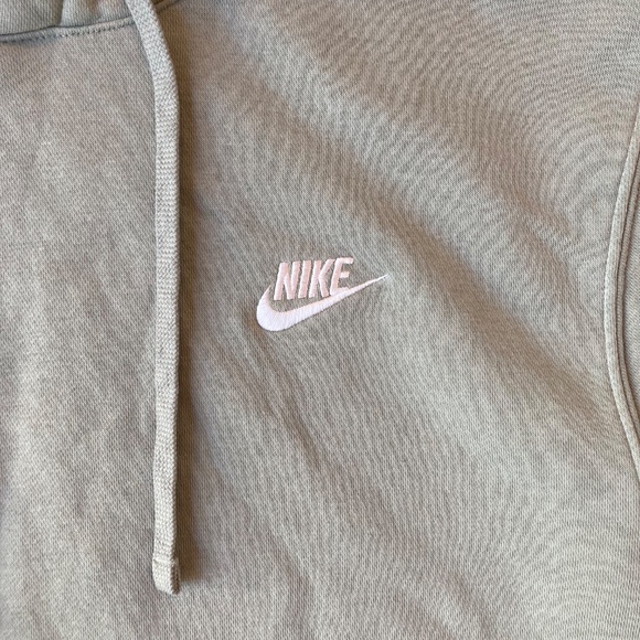 Nike Hoodie Women's Small JADE Pullover Long Sleeve Fleece Comfort Sportswear - Picture 3 of 7